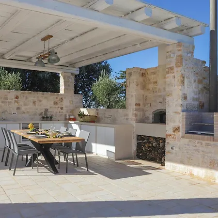 Holiday home Td Trulli Balice Cozy Trulli With Pool *